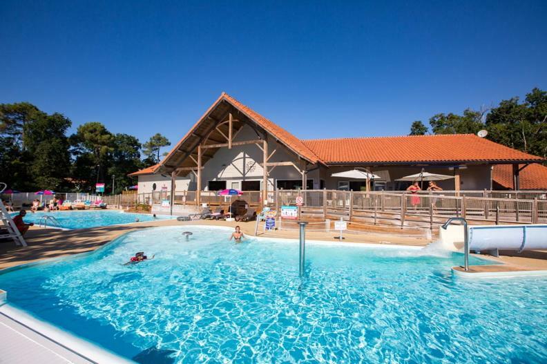 Mh Camping 4* Face Royan Soulac-sur-Mer Exterior photo